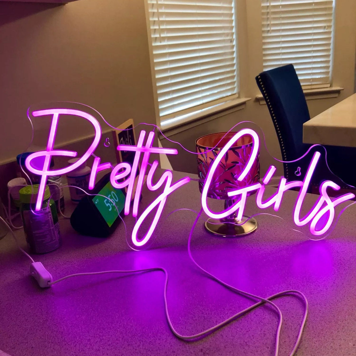 Pretty Girls Sign